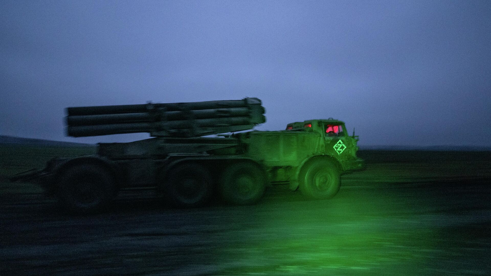 Над Гуляйполем раскидали листовки, сообщающие ВСУ, что город блокирован Над Гуляйполем раскидали листовки, сообщающие ВСУ, что город блокирован