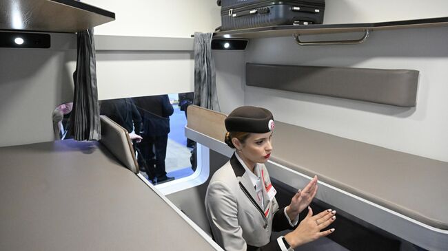 Презентация нового плацкартного вагона на международном форуме и выставке Транспорт России