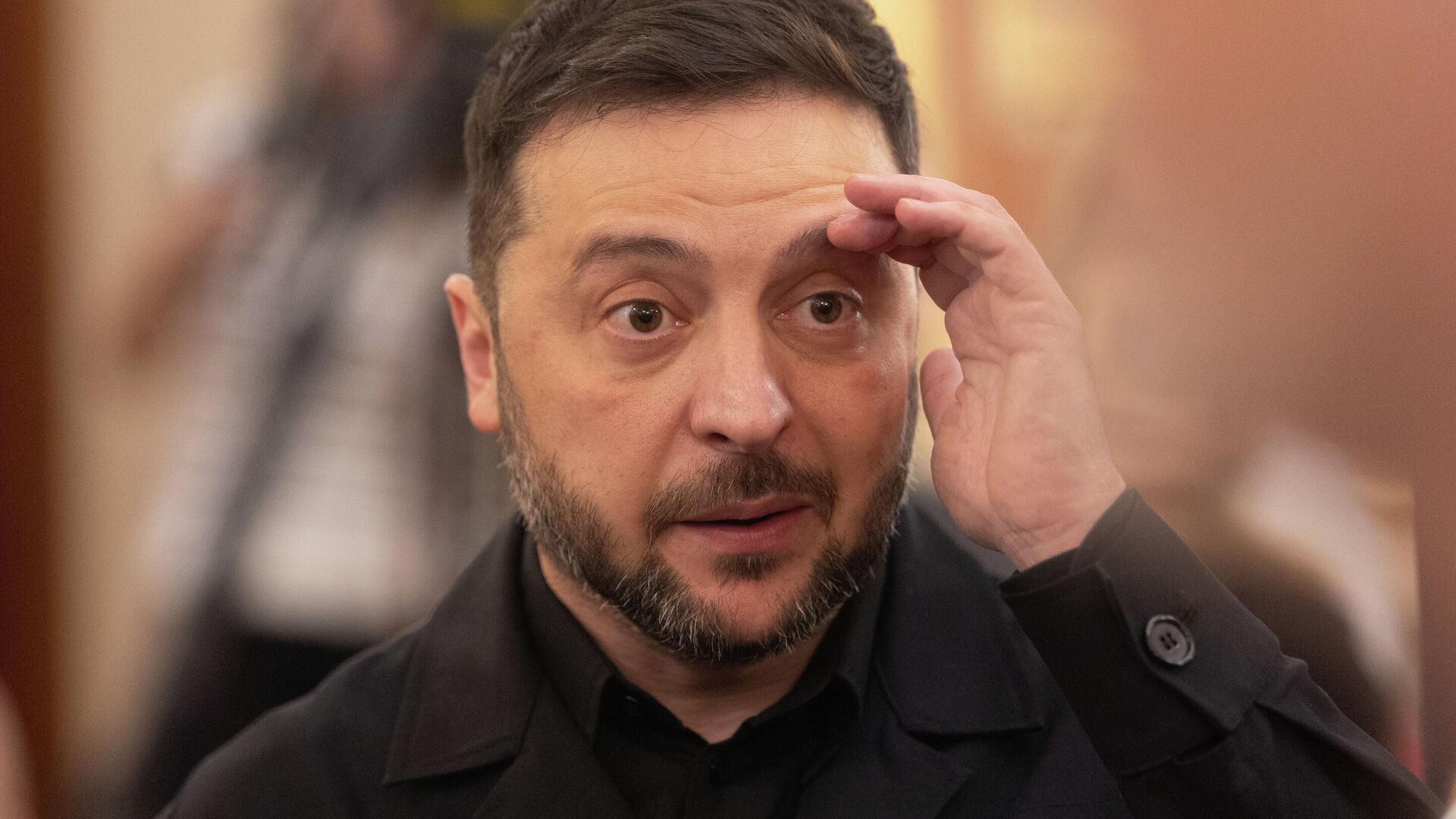 Владимир Зеленский во время визита в Конгресс депутатов Испании в Мадриде - РИА Новости, 1920, 18.11.2025