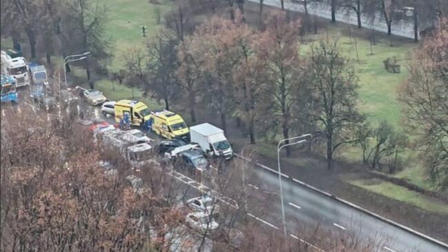 Массовое ДТП на проспекте Андропова в Москве. 18 ноября 2025