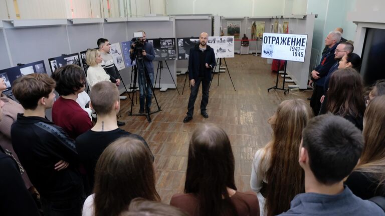 Открытие фотовыставки проекта Отражение. 1941-1945 гг. в Мелитополе Открытие фотовыставки проекта Отражение. 1941-1945 гг. в Мелитополе