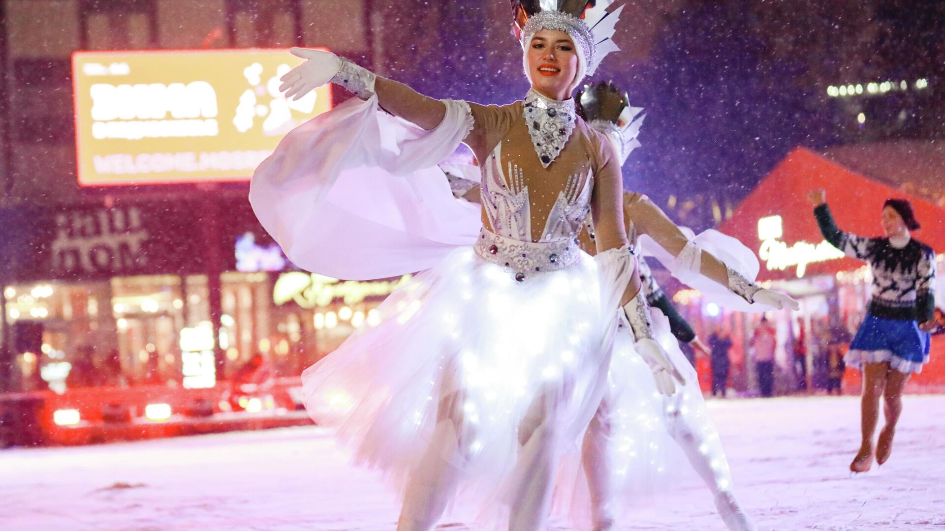 В Химках начали готовиться к мероприятиям в рамках Зимы в Подмосковье - РИА Новости, 1920, 18.11.2025