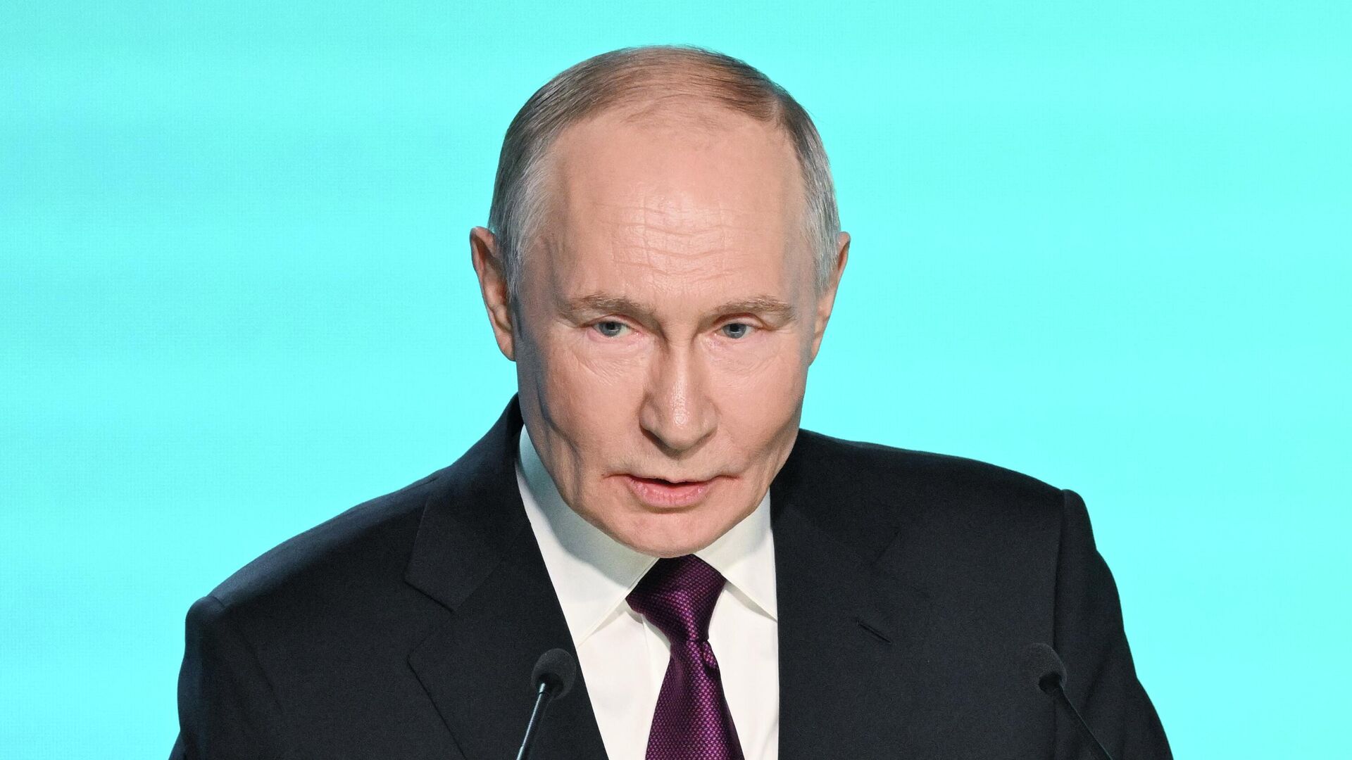 Путин: честное отношение к делу связано с культурным кодом России