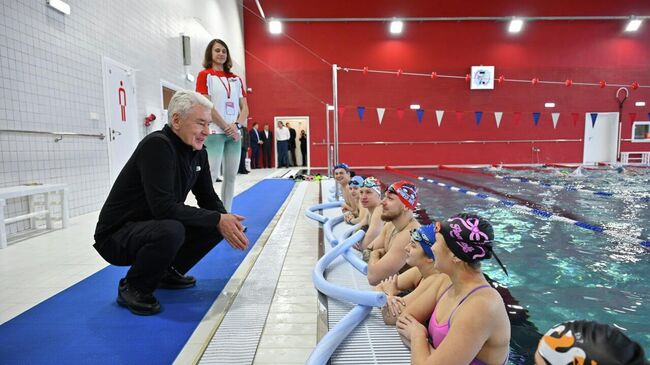 Мэр Москвы Сергей Собянин открыл новый спорткомплекс Акварис в районе Зябликово на юге Москвы