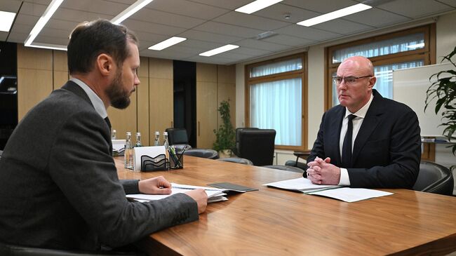 Чернышенко и Королев обсудили развитие туризма и образования в Верхневолжье