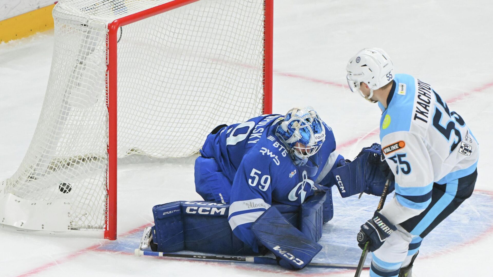 Хоккей. КХЛ. Динамо М - Сибирь (Новосибирск) Хоккей. КХЛ. Динамо М - Сибирь (Новосибирск) - РИА Новости, 1920, 20.11.2025