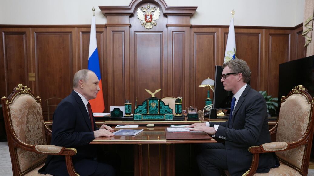 Путин спросил главу ФНС, как идет работа по сбору налогов