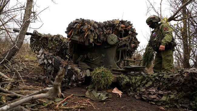 Топаз проверяет готовность зенитной установки ЗУ-23