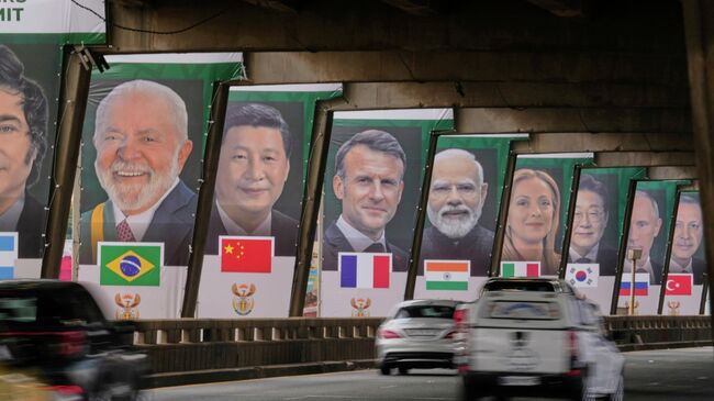 Баннеры с изображением лидеров стран Большой двадцатки в Йоханнесбурге, ЮАР