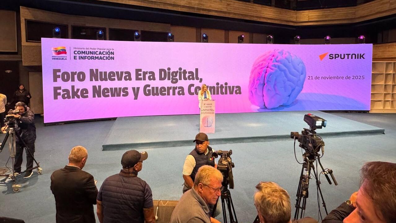 Форум Новая цифровая эра, фейковые новости и когнитивная война Форум Новая цифровая эра, фейковые новости и когнитивная война - РИА Новости, 1920, 21.11.2025