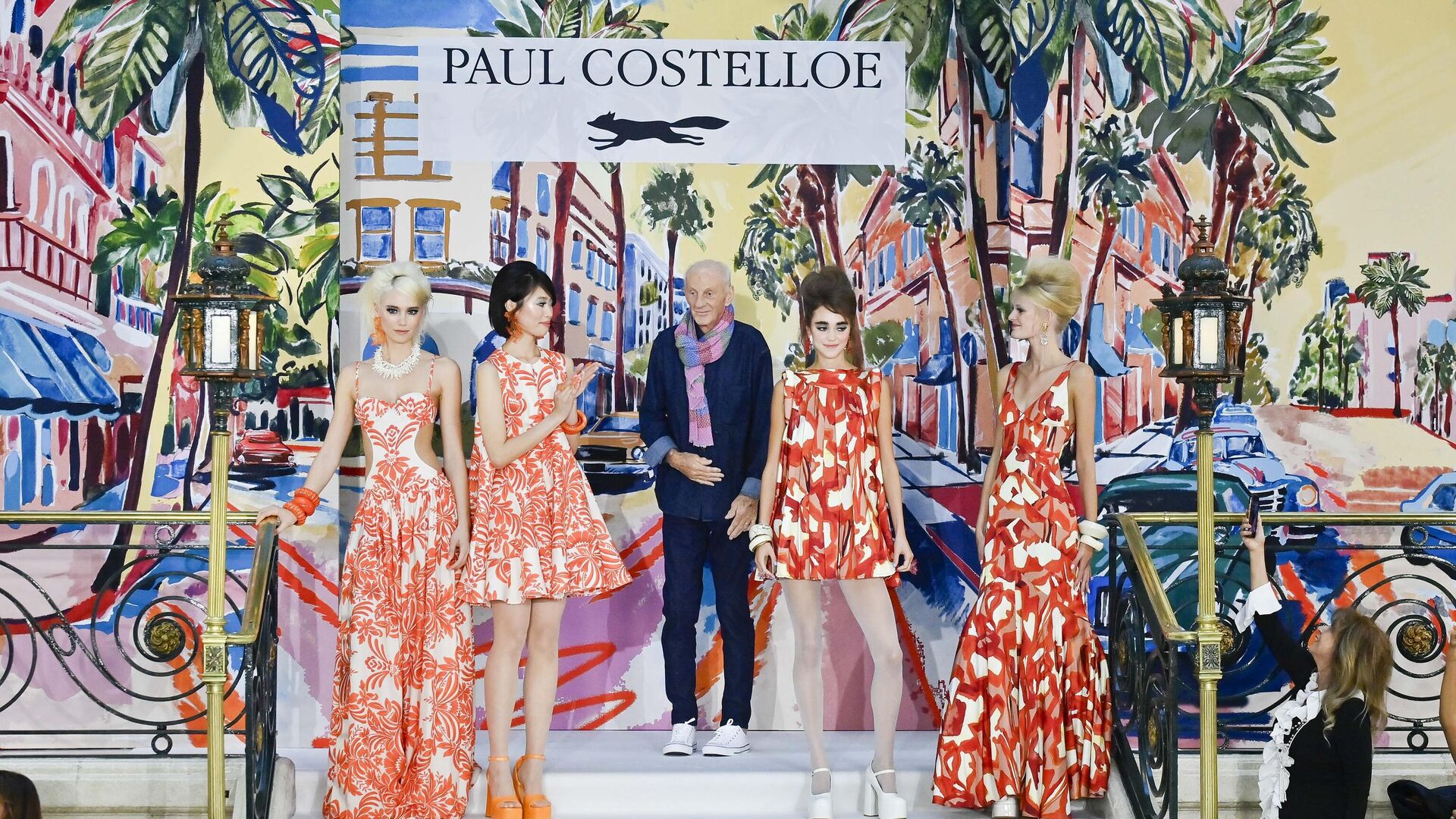 Модельер Пол Костелло во время показа своей коллеции весна-лето 2026 в рамках Недели моды в Лондоне - РИА Новости, 1920, 22.11.2025