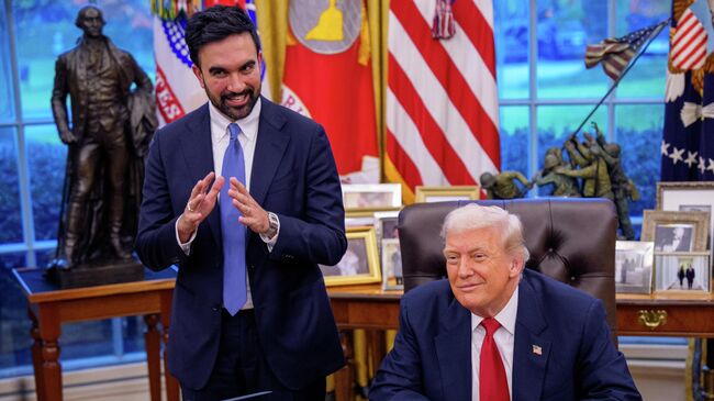 Президент США Дональд Трамп и мэр Нью-Йорка Зохран Мамдани во время встречи в Белом доме. 21 ноября 2025