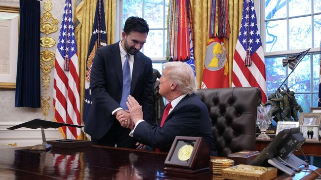 Президент США Дональд Трамп и мэр Нью-Йорка Зохран Мамдани во время встречи в Белом доме. 21 ноября 2025