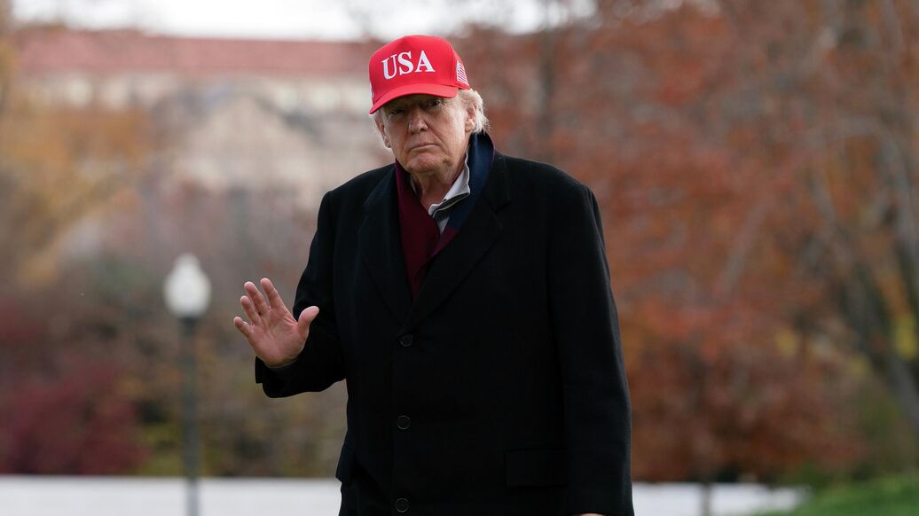 Трамп уехал во Флориду, несмотря на желание Зеленского встретиться с ним