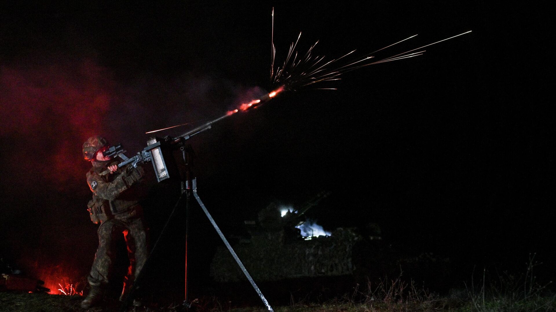 Пост воздушного наблюдения - РИА Новости, 1920, 18.12.2025