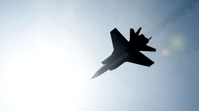 Многоцелевой истребитель МиГ-31 с гиперзвуковой ракетой Кинжал Многоцелевой истребитель МиГ-31 с гиперзвуковой ракетой Кинжал