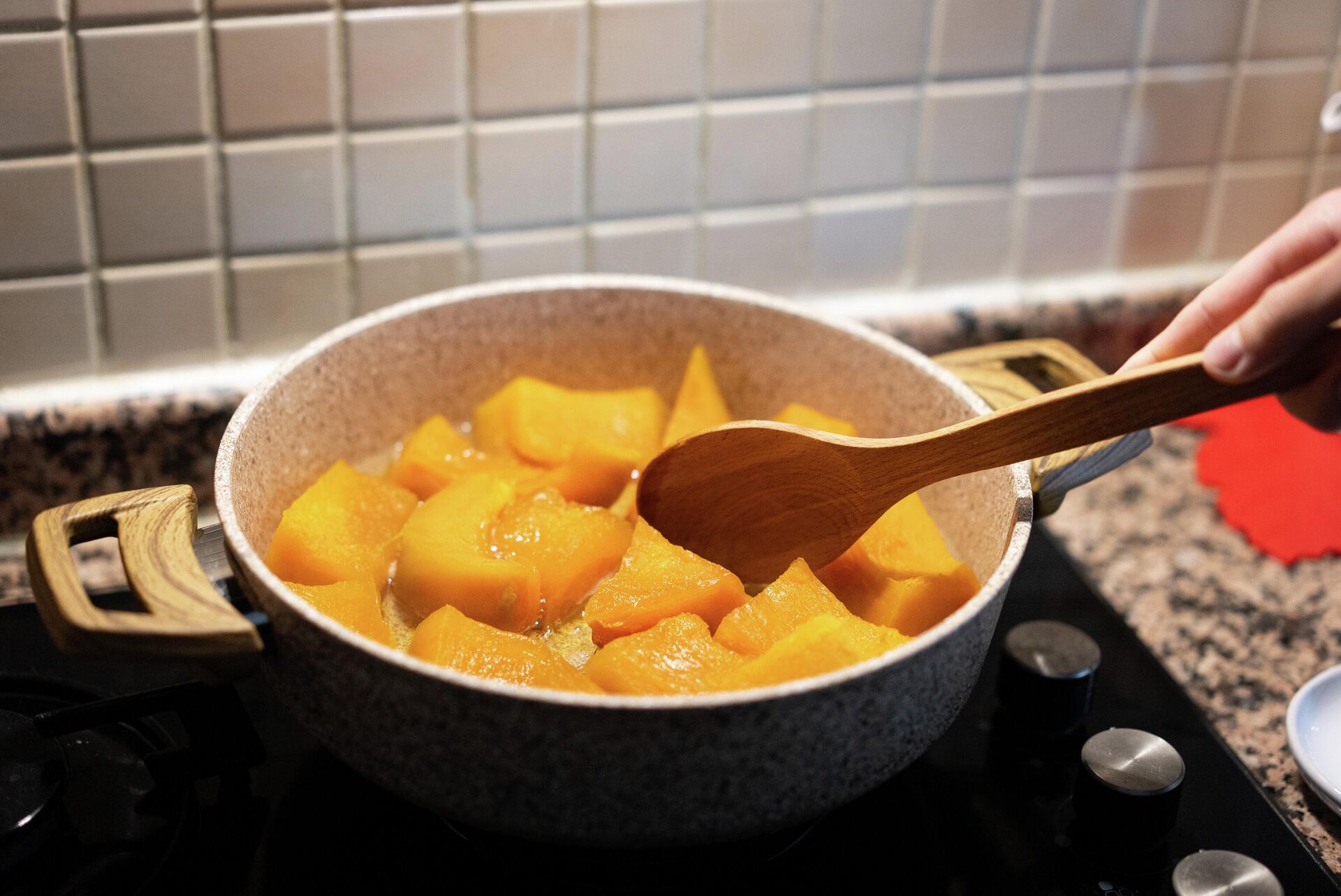 Запеченная тыква Запеченная тыква - РИА Новости, 1920, 26.11.2025