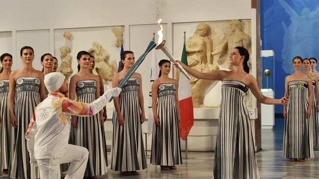 Церемония зажжения Олимпийского огня для зимних Олимпийских игр 2026 года. 26 ноября 2025 