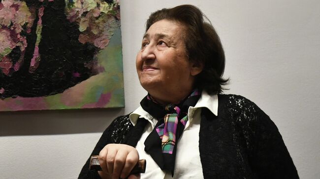  Нами Микоян