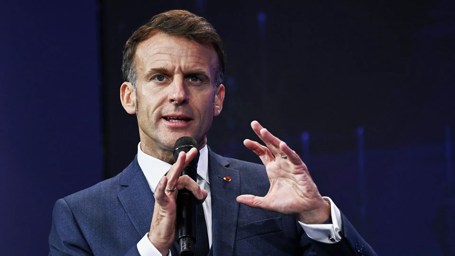 Эммануэль Макрон Эммануэль Макрон - РИА Новости, 1920, 19.12.2025