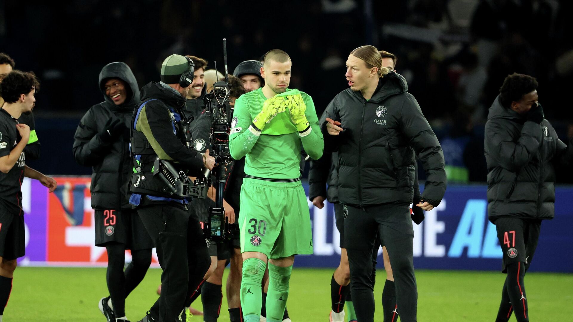 Люка Шевалье и Матвей Сафонов Люка Шевалье и Матвей Сафонов - РИА Новости, 1920, 28.11.2025