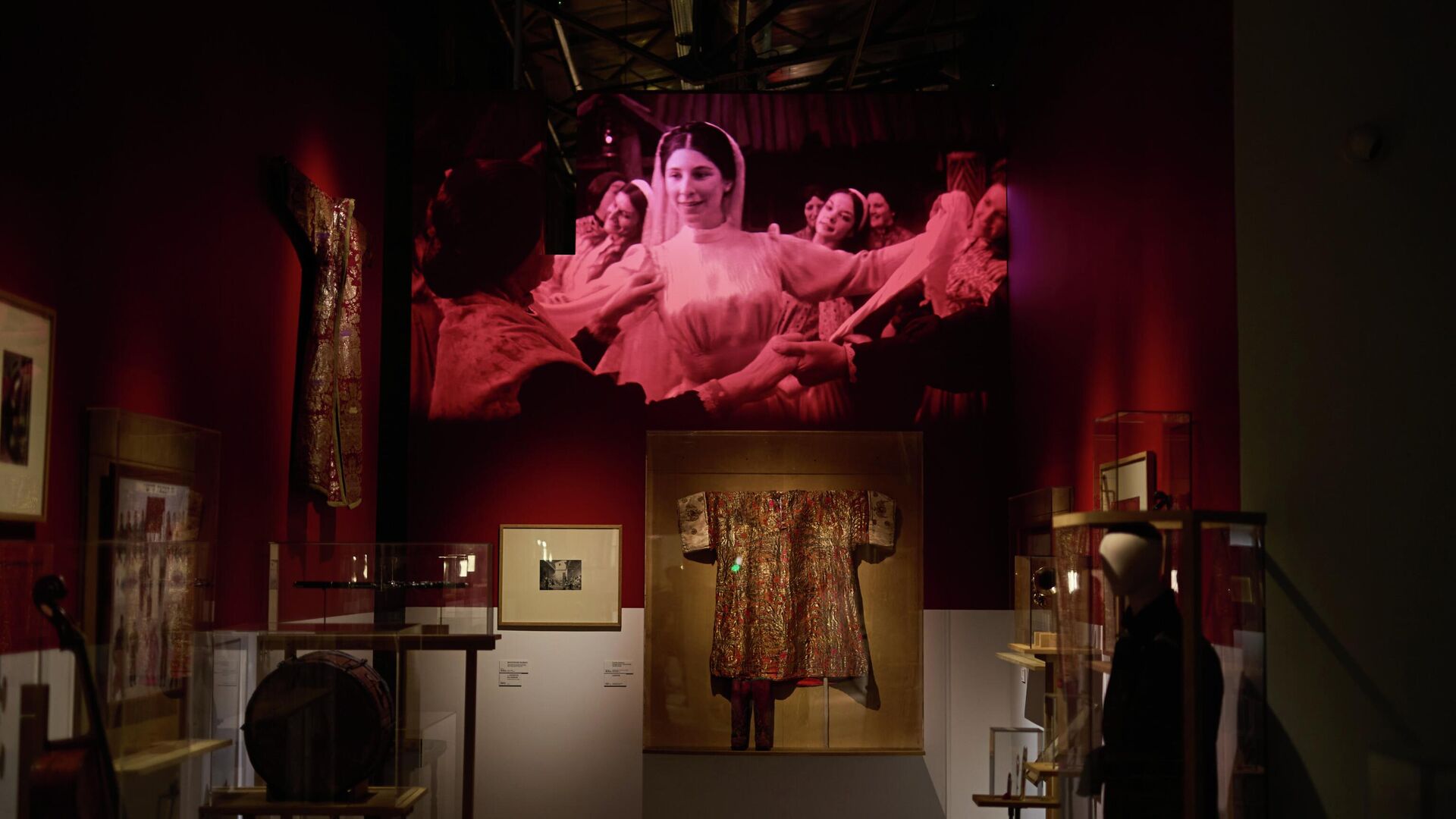 Выставка Еврейская свадьба. Друг для друга с начала времен - РИА Новости, 1920, 30.11.2025