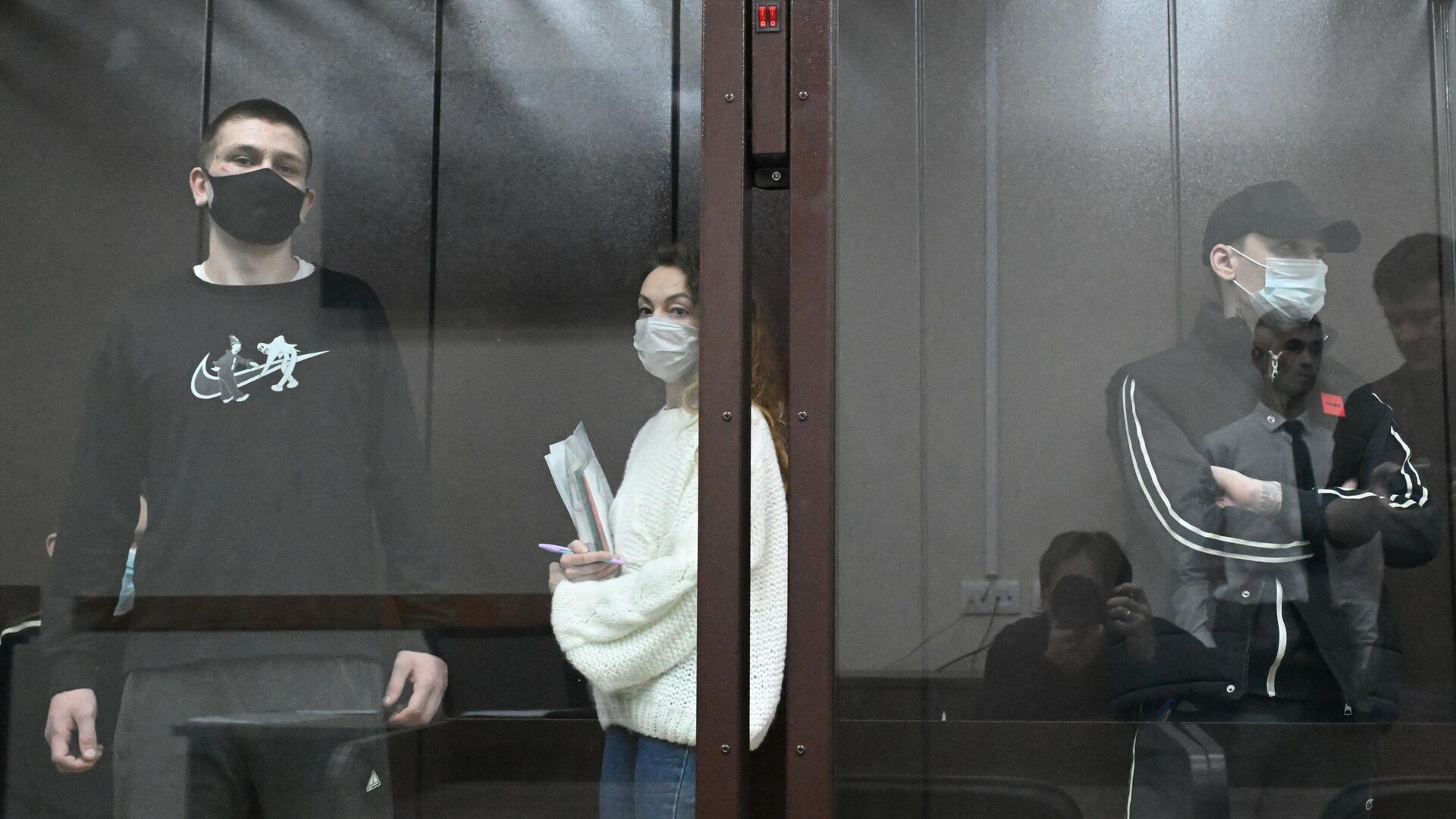 Оглашение приговора по делу о мошенничестве с квартирой певицы Ларисы Долиной в Балашихинском городском суде - РИА Новости, 1920, 28.11.2025