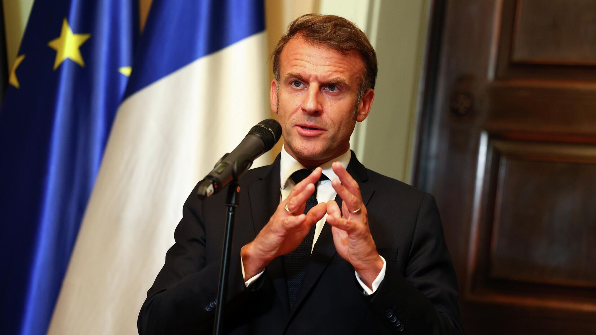 Эммануэль Макрон - РИА Новости, 1920, 01.12.2025