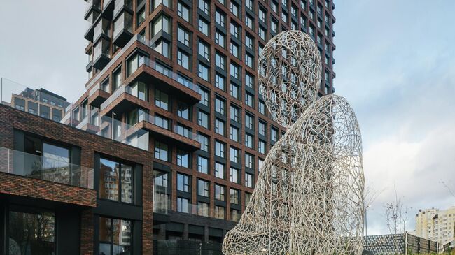 Арт-объект Обнимать