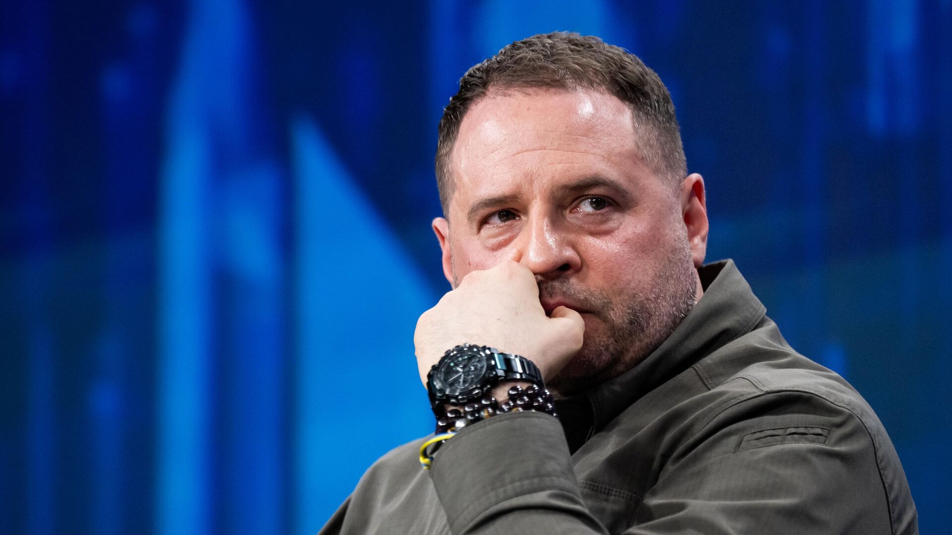 Глава офиса Зеленского подал в отставку из-за коррупционного скандала