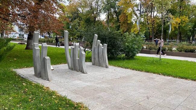 Инсталляция против семейного насилия в Саратове