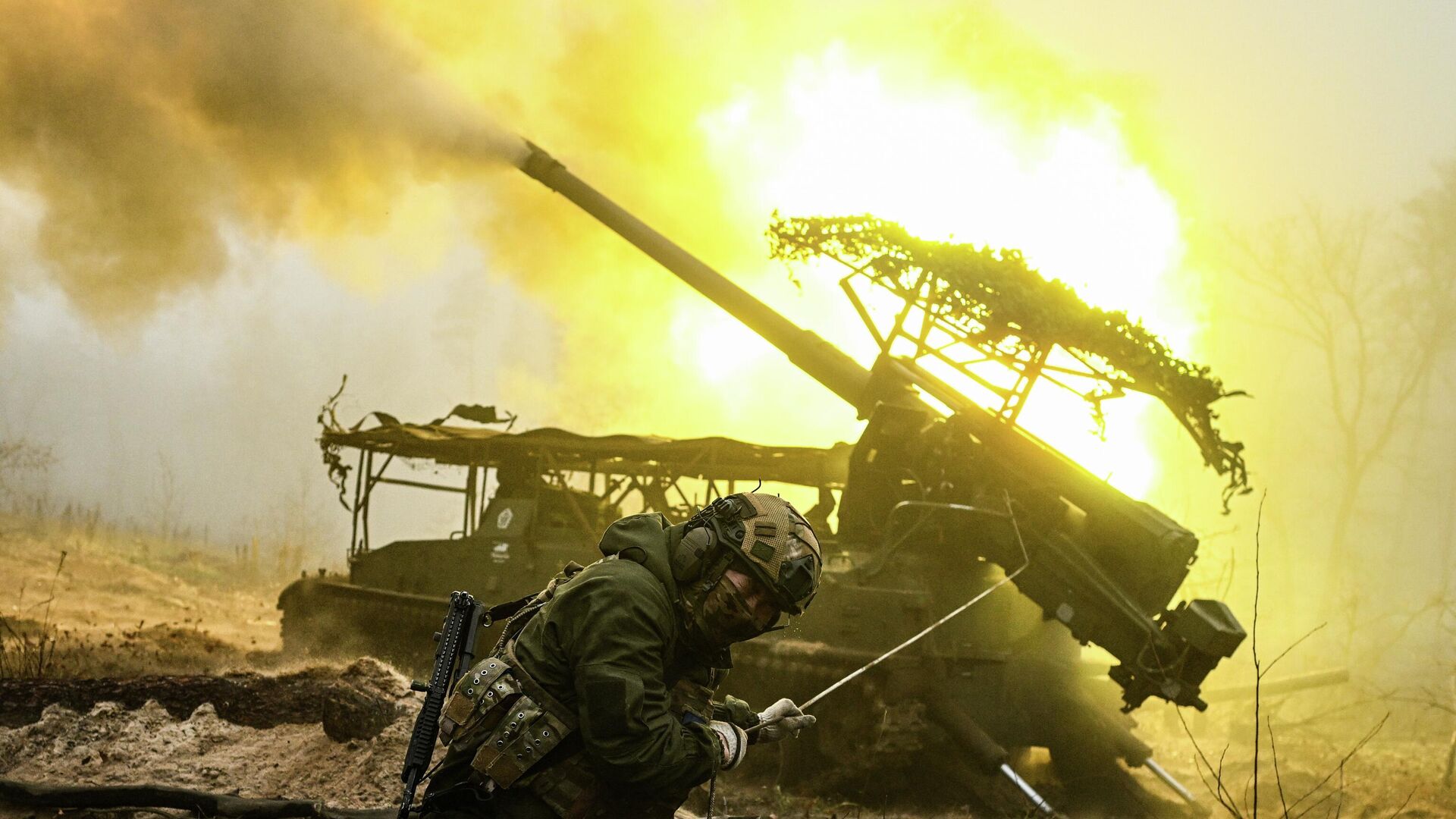 Боевая работа артиллерийского расчета - РИА Новости, 1920, 16.12.2025