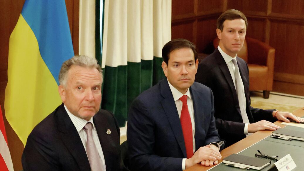 СМИ: США и Киев обсуждали "обмен" территориями между Россией и Украиной