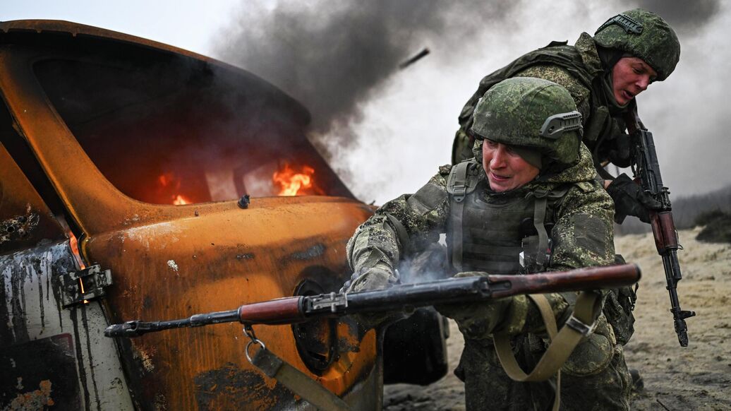 Боец ВС России уничтожил до пяти боевиков ВСУ при штурме опорного пункта