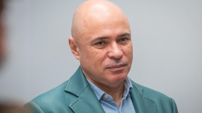 Губернатор Липецкой области Игорь Артамонов
