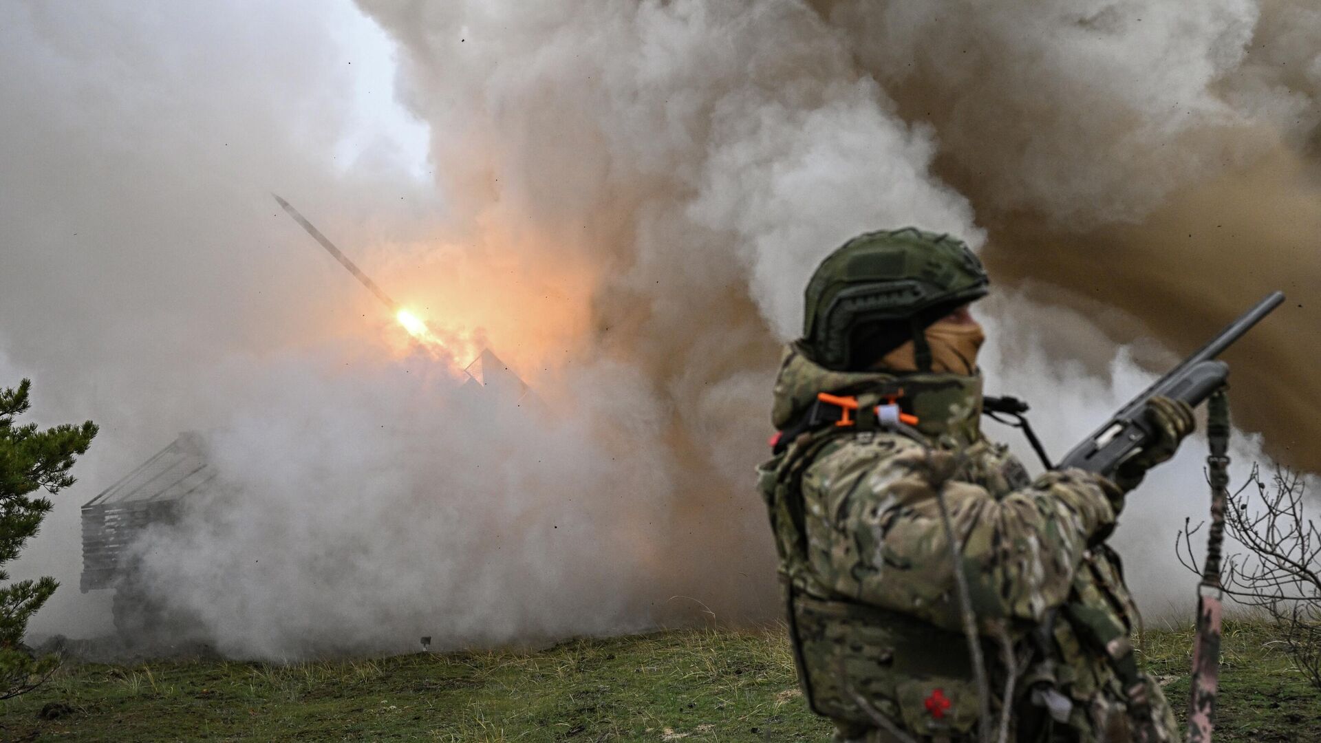 Боевая работа расчета РСЗО Град - РИА Новости, 1920, 06.12.2025