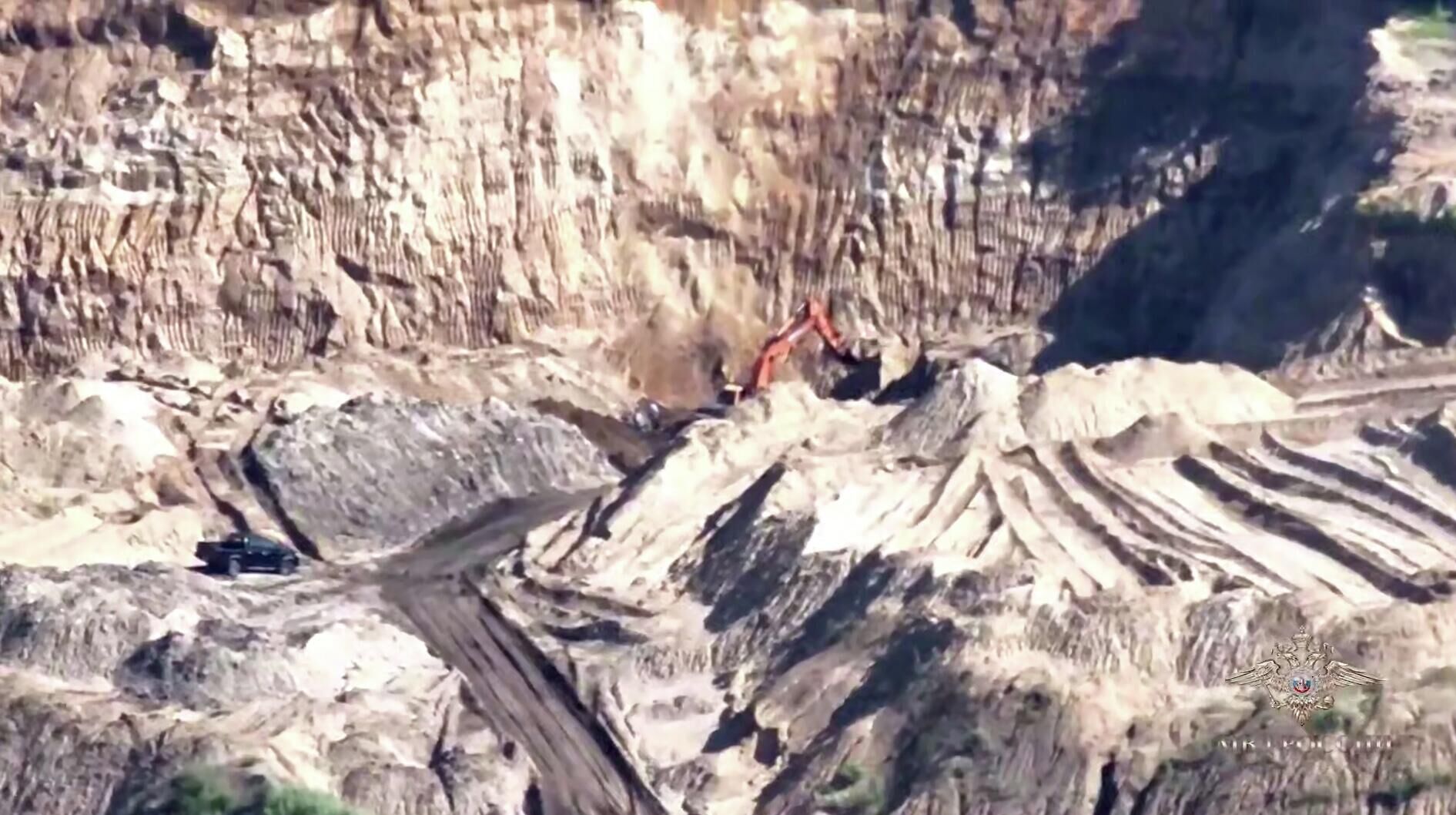 Незаконная добыча бурого угля в Приамурье - РИА Новости, 1920, 02.12.2025