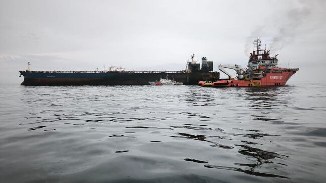 Танкер Kairos после пожара в Черном море