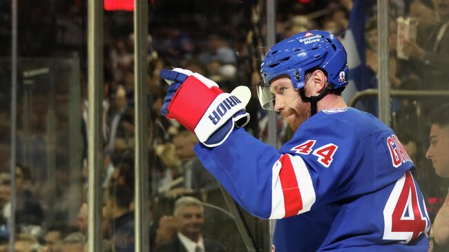 Хоккеист Нью-Йорк Рейнджерс Владислав Гавриков