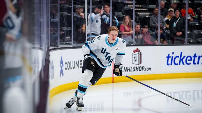 Хоккеист Юта Маммот Даниил Бут