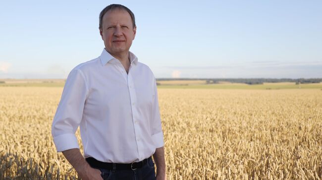 Губернатор Алтайского края Виктор Томенко Губернатор Алтайского края Виктор Томенко