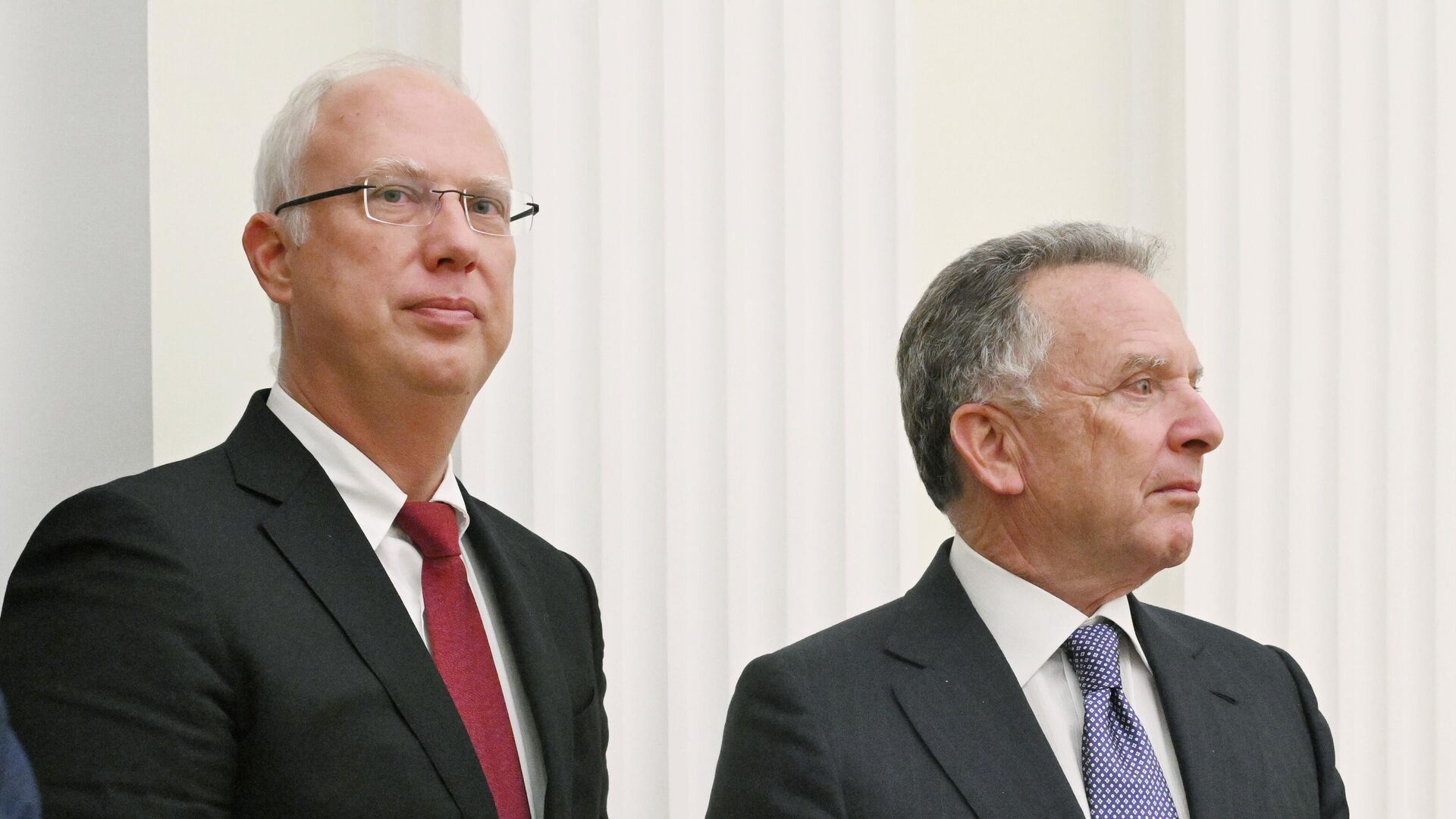 Кирилл Дмитриев и Стивен Уиткофф - РИА Новости, 1920, 21.12.2025