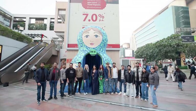 Студия RT в виде матрёшки в Нбю-Дели Студия RT в виде матрёшки в Нбю-Дели