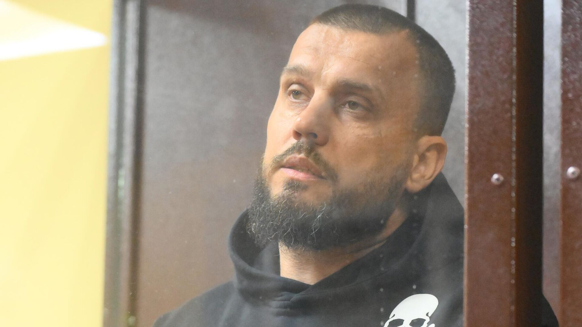 Генеральный директор реабилитационного центра Антонов Pro Максим Антонов во время заседания в Видновском городском суде Московской области - РИА Новости, 1920, 05.12.2025