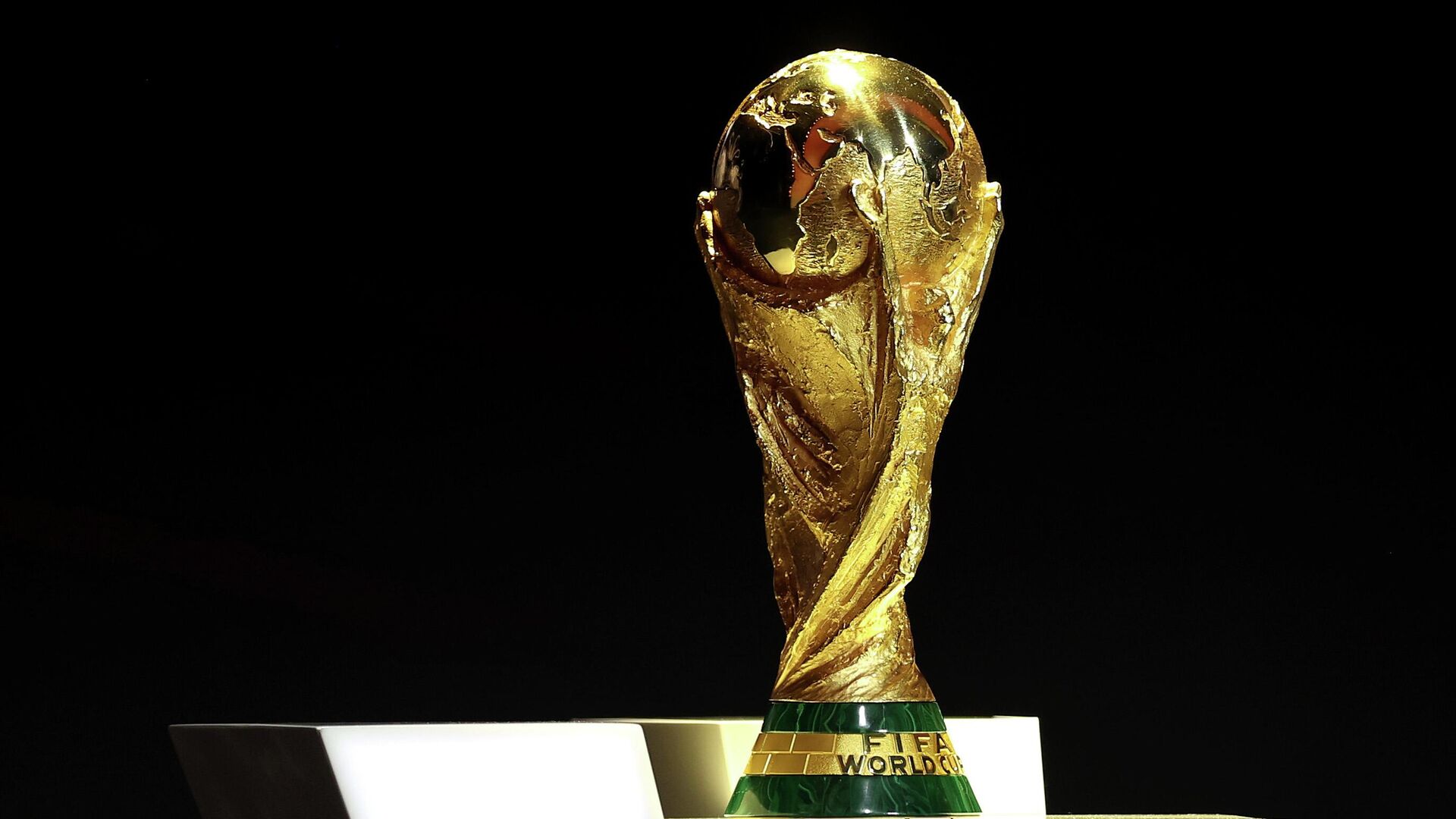 Кубок мира по футболу на церемонии жеребьевки ЧМ-2026 Кубок мира по футболу на церемонии жеребьевки ЧМ-2026 - РИА Новости, 1920, 05.12.2025