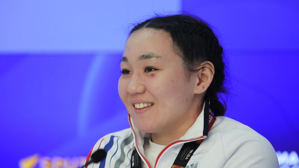 Действующая чемпионка мира по боксу Меденова победила на чемпионате России