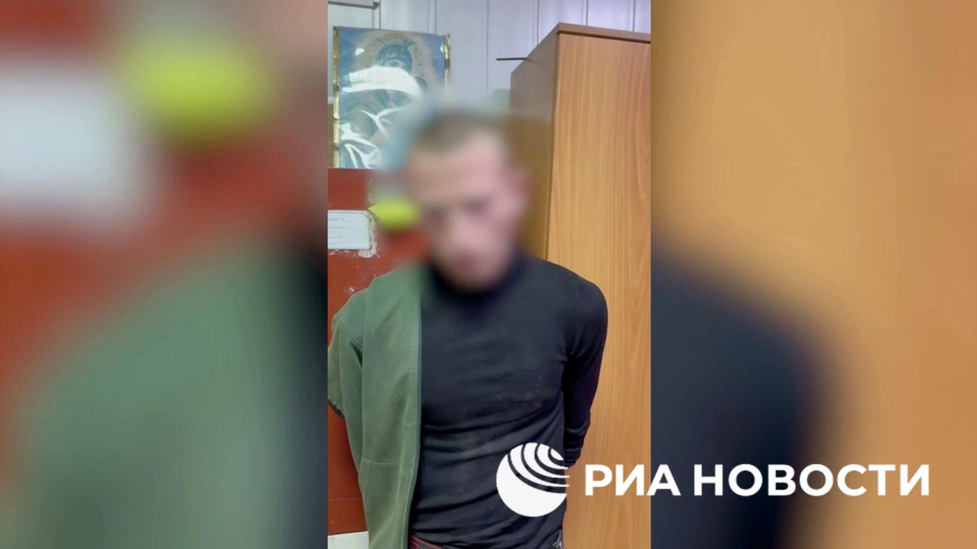 Задержанный агент украинских спецслужб, совершивший поджог термошкафа вышки сотовой связи в Ростовской области Задержанный агент украинских спецслужб, совершивший поджог термошкафа вышки сотовой связи в Ростовской области - РИА Новости, 1920, 08.12.2025