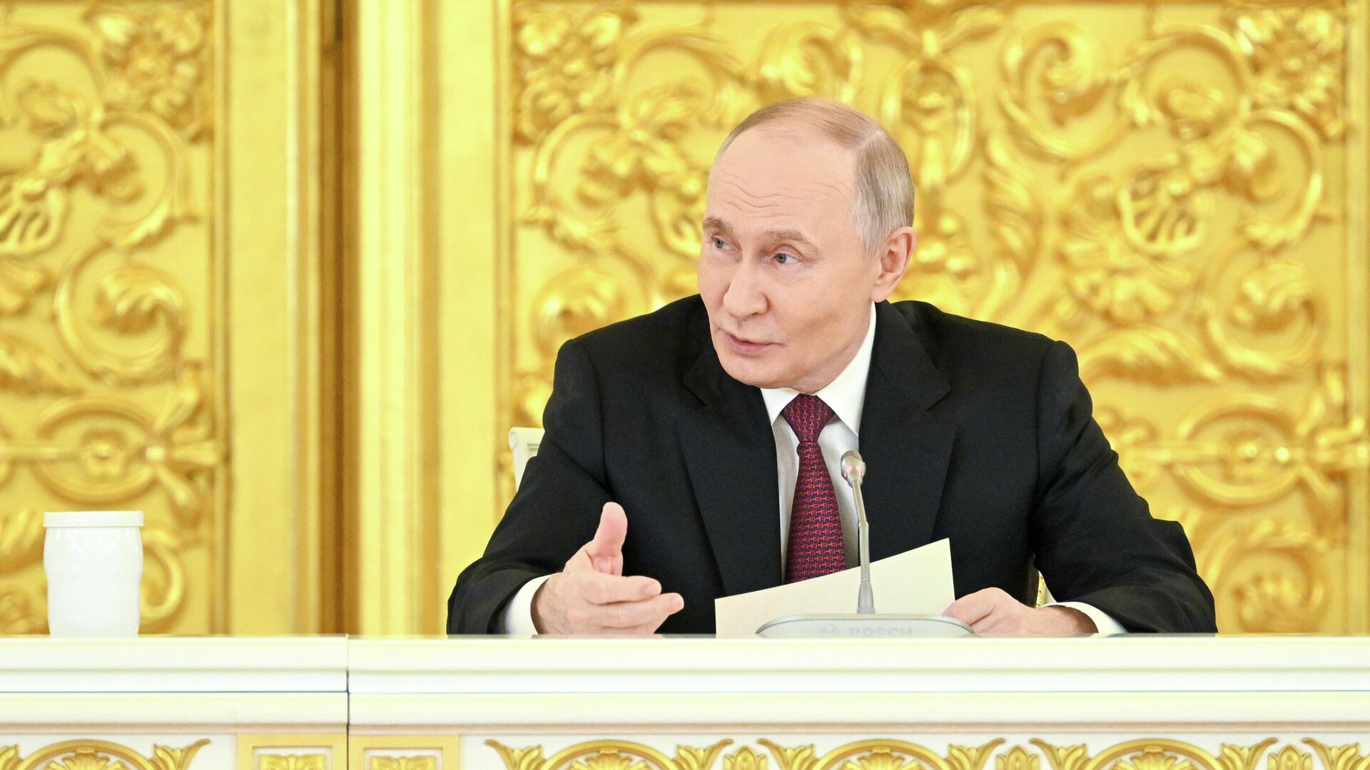 Президент РФ Владимир Путин проводит заседание Совета по стратегическому развитию и национальным проектам Президент РФ Владимир Путин проводит заседание Совета по стратегическому развитию и национальным проектам - РИА Новости, 1920, 08.12.2025