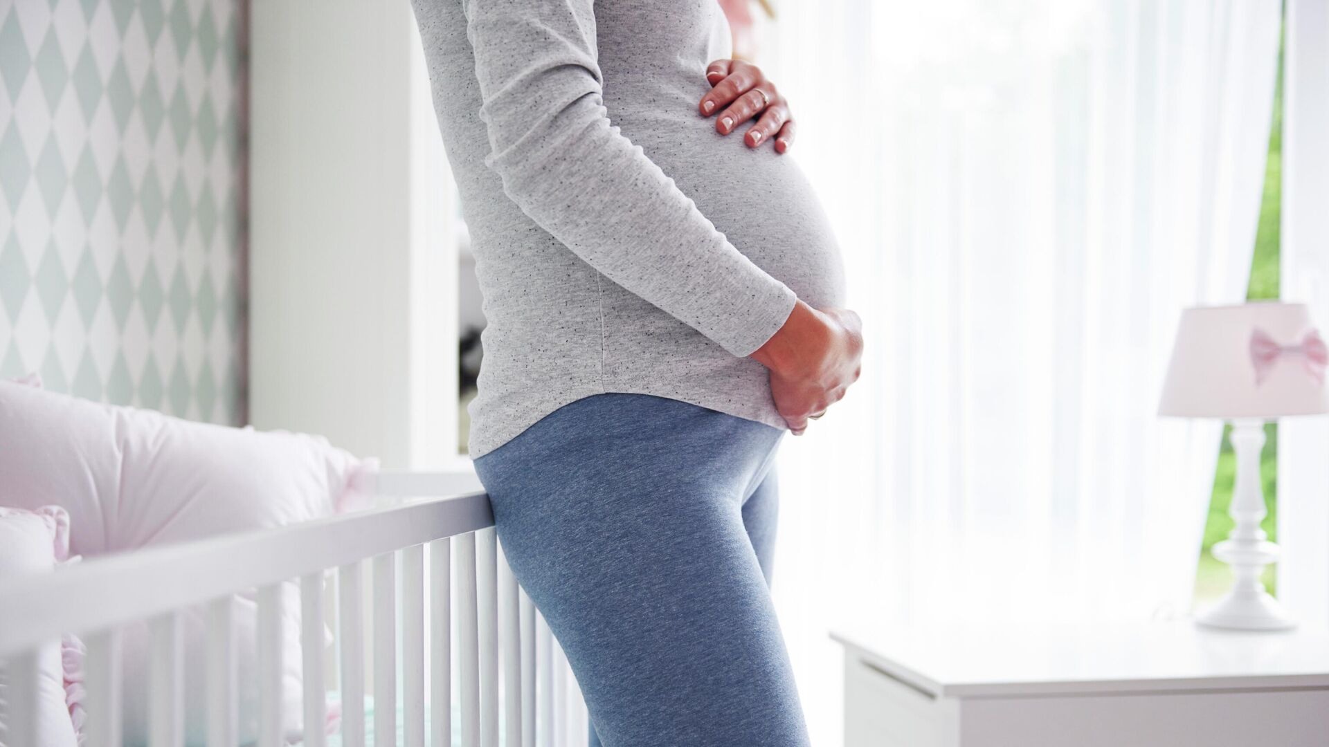 Беременная женщина - РИА Новости, 1920, 10.12.2025