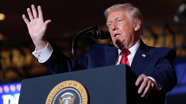 Президент США Дональд Трамп выступает перед сторонниками в штате Пенсильвания. 9 декабря 2025